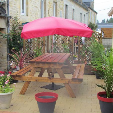 Le Marioly Villa Tilly-sur-Seulles Bagian luar foto
